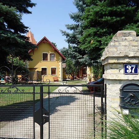Prenociste Vila Stara Breza Palić Eksteriør bilde